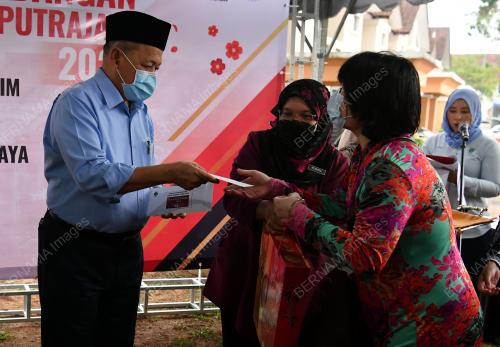 DATUK SERI DR SHAHIDAN KASSIM