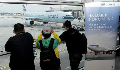 PTJ02_26032012_CATHAY