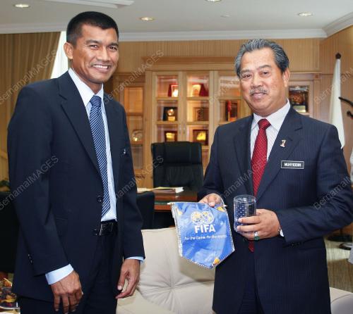 MUHYIDDIN YASSIN