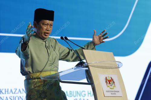DATUK SERI AHMAD MASLAN