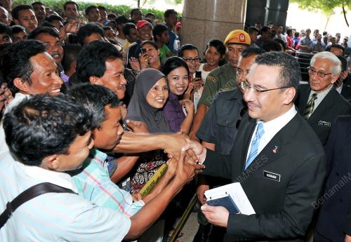 DATUK SERI HISHAMMUDDIN TUN HUSSEIN