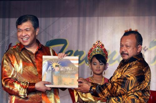 AHMAD ZAHID HAMIDI