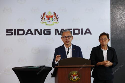 DATUK FAHMI FADZIL