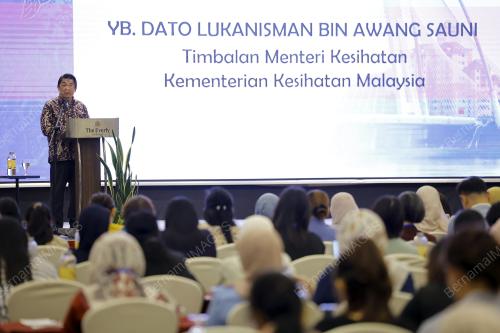 DATUK LUKANISMAN AWANG SAUNI