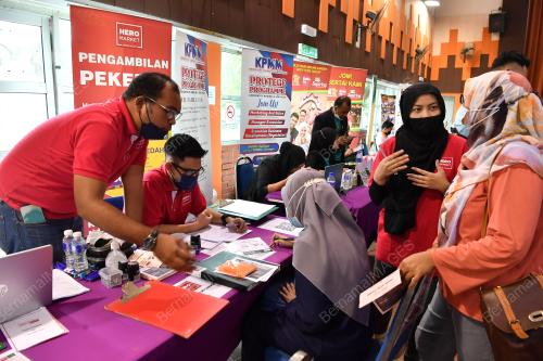 KARNIVAL KERJAYA DAN KEUSAHAWANAN