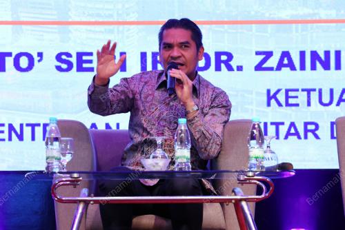 DATUK DR RADZI JIDIN