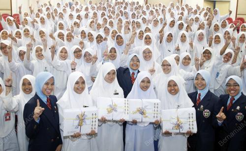 SURAT UNTUK PM