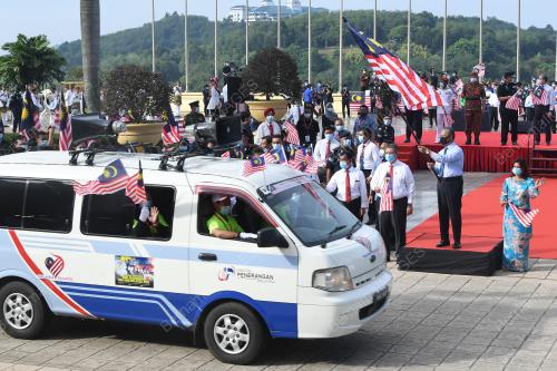 TAN SRI MUHYIDDIN YASSIN