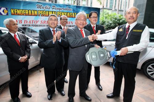 PTJ02_29052014_PENGUATKUASA