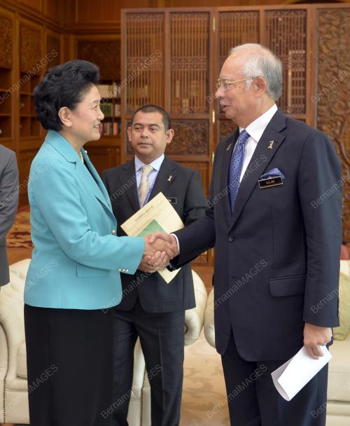 PTJ02_30072015_NAJIB_YIU