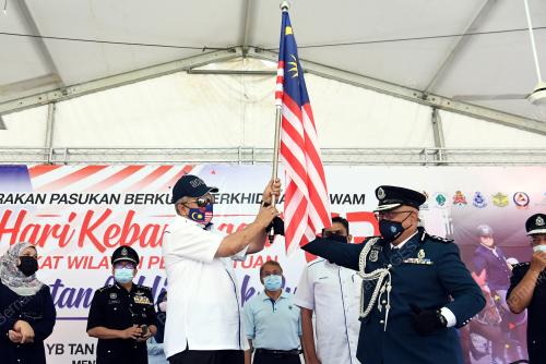 TAN SRI ANNUAR MUSA