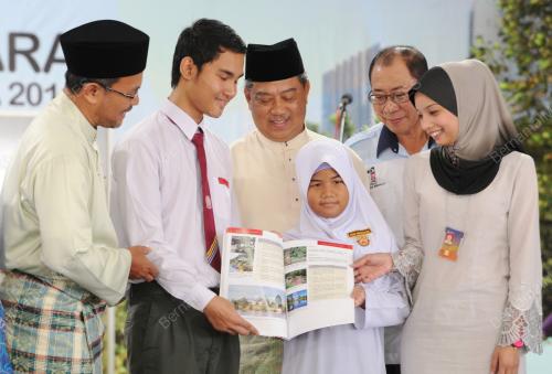 TAN SRI MUHYIDDIN YASSIN