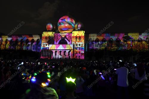 PTJ02_30122017_LAMPU