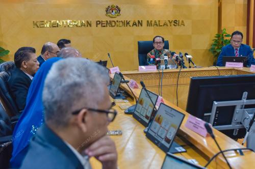 DATUK DR AZAM AHMAD