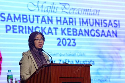 DR ZALIHA MUSTAFA