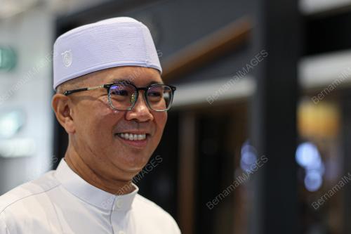 TENGKU DATUK SERI ZAFRUL ABDUL AZIZ