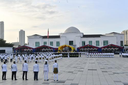 HARI PAHLAWAN 2022