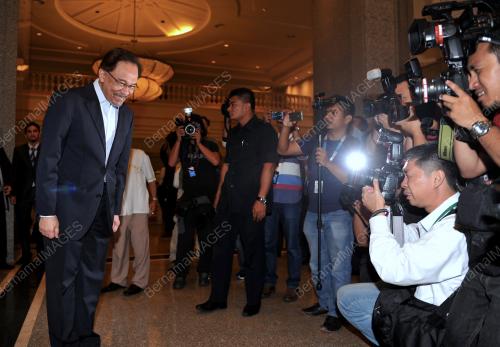 PTJ02_31102014_ANWAR