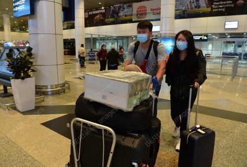 TINJAUAN PEMBUKAAN SEMULA SEMPADAN NEGARA (KLIA)