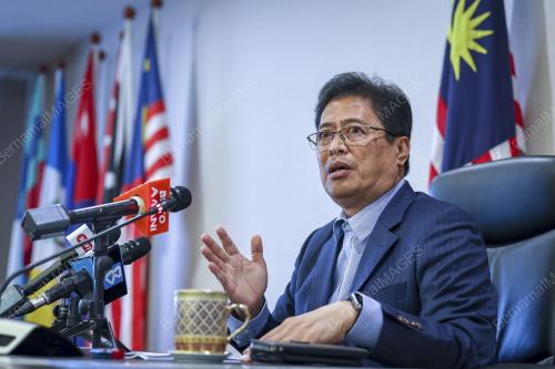 TAN SRI AZAM BAKI