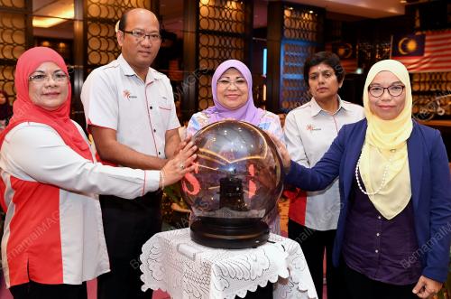 PTJ03_01112017_KPWKM