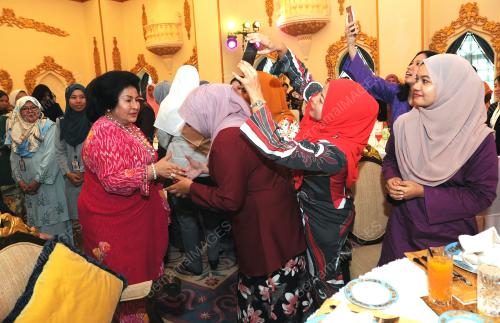 PTJ03_02052017_WANITA