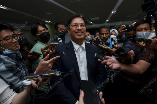 TAN SRI AZAM BAKI