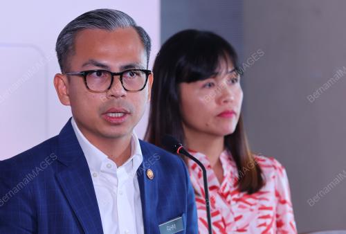 FAHMI FADZIL
