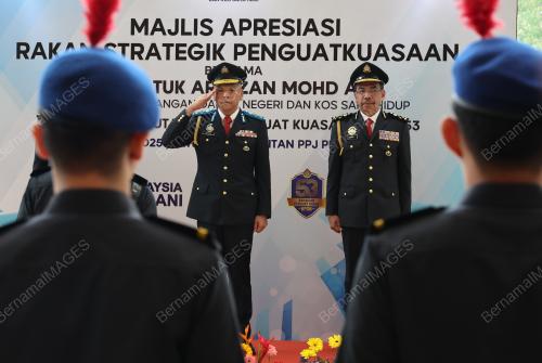 DATUK ARMIZAN MOHD ALI
