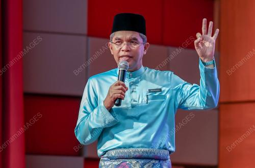 DATUK PKHARUDDIN GHAZALI