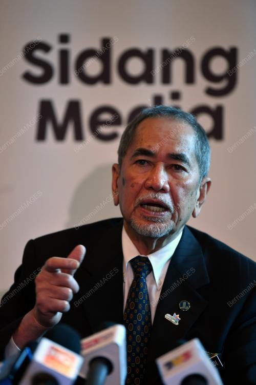 DATUK SERI DR WAN JUNAIDI TUANKU JAAFAR
