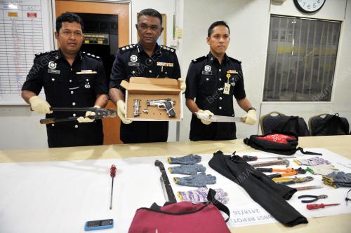 PTJ03_04052016_POLIS_TEMBAK