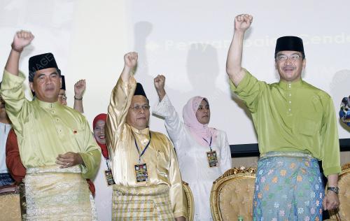 HISHAMUDDIN TUN HUSSEIN