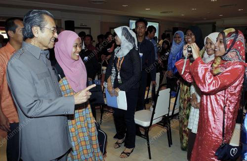 TUN DR MAHATHIR MOHAMAD