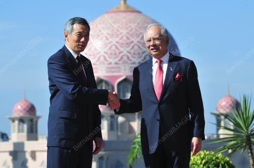 PTJ03_05012012_SINGAPURA