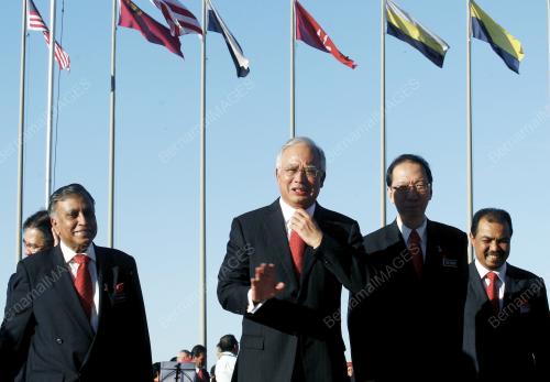 MOHD NAJIB TUN ABDUL RAZAK