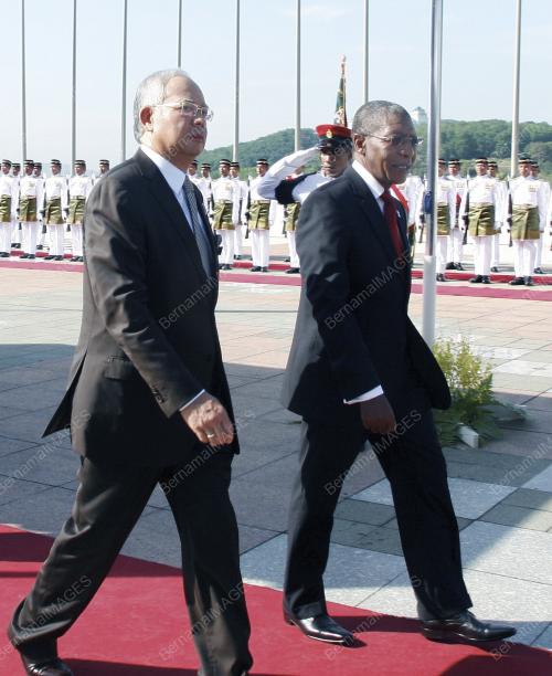 DATUK SERI MOHD NAJIB TUN ABDUL RAZAK
