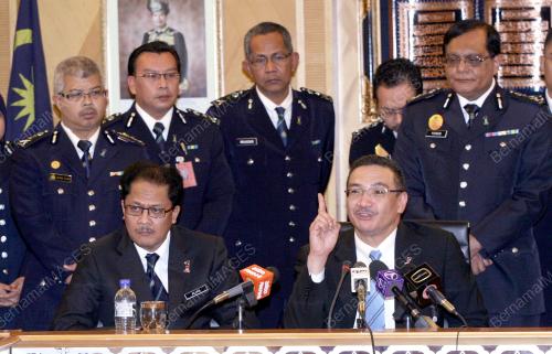 DATUK SERI HISHAMUDDIN TUN HUSSEIN