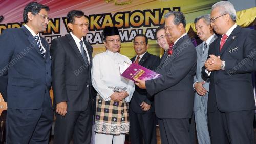 PTJ03_06012012_VOKASIONAL
