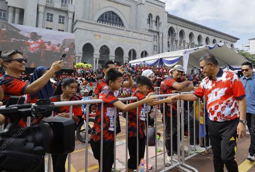 DATUK SERI SAIFUDDIN NASUTION ISMAIL
