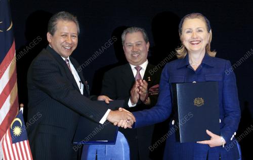 HILLARY CLINTON