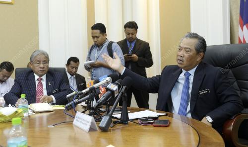 TAN SRI MUHYIDDIN YASSIN