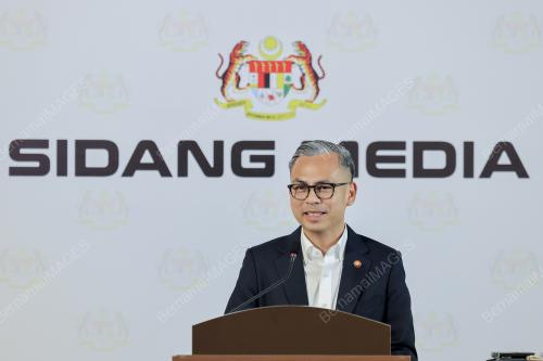 FAHMI FADZIL