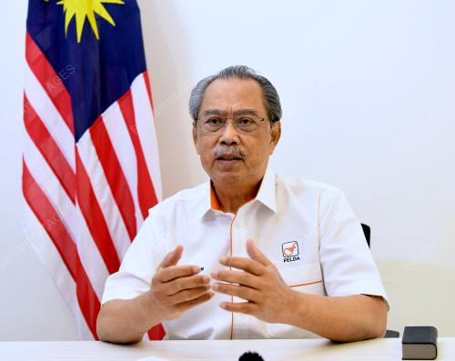 TAN SRI MUHYIDDIN YASSIN