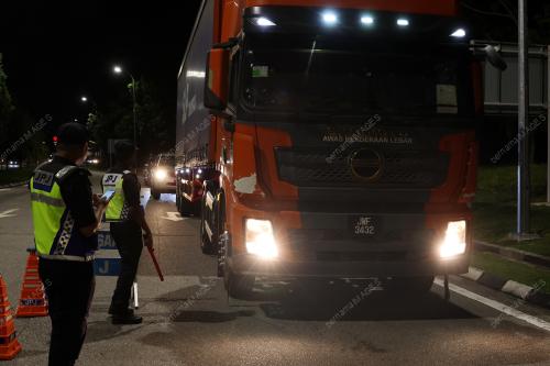 OPERASI KHAS KENDERAAN PERDAGANGAN