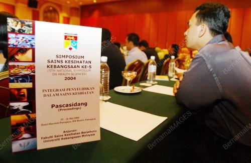 SIMPOSIUM SAINS
