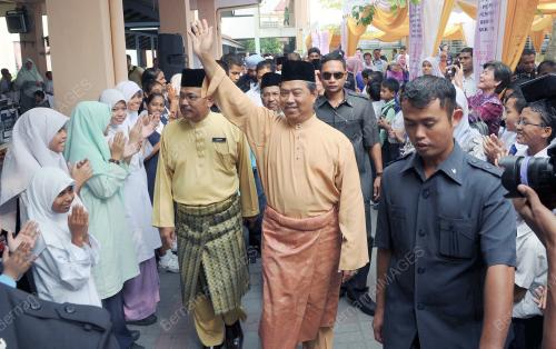 TAN SRI MUHYIDDIN YASSIN
