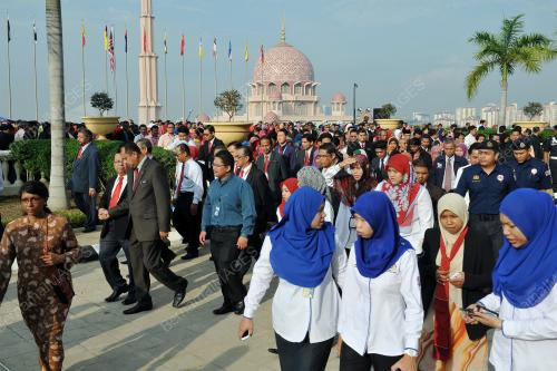 PTJ03_08092014_HIMPUN