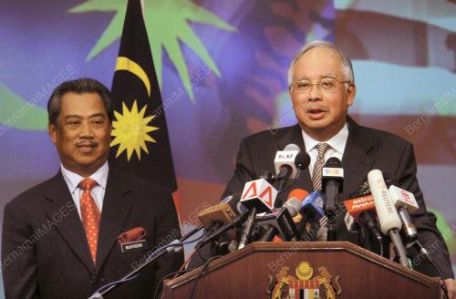 DATUK SERI MOHD NAJIB TUN ABDUL RAZAK