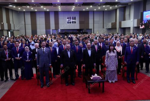 DATUK SERI ANWAR IBRAHIM